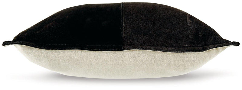 Rayvale Pillow (Set of 4)