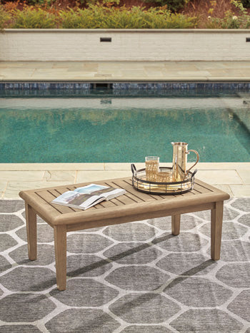 Clare View 6-Piece Outdoor Package