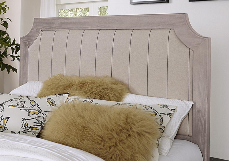 Vaughan-Bassett Bungalow Full Upholstered Bed in Dover