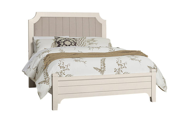 Vaughan-Bassett Bungalow Queen Upholstered Bed in Lattice image